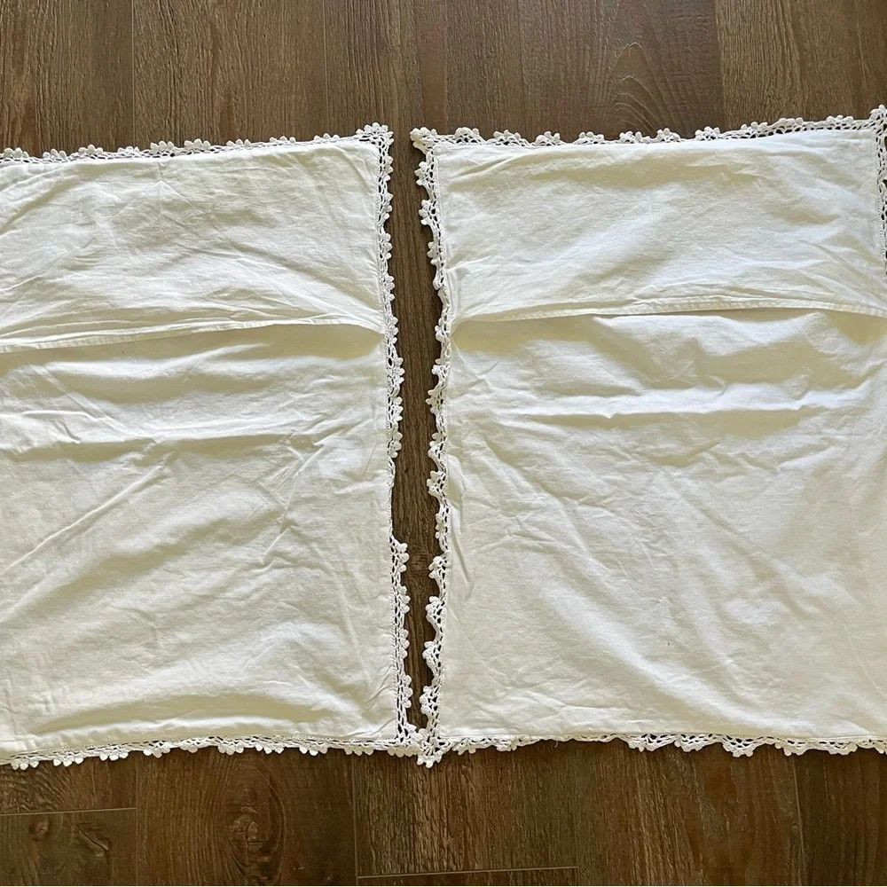 White Crochet Throw Pillows 21/26 inches
